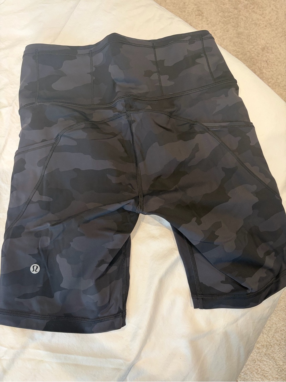 Lululemon Fast and Free 6” Black Camo Biker Shorts - Picture 6 of 6